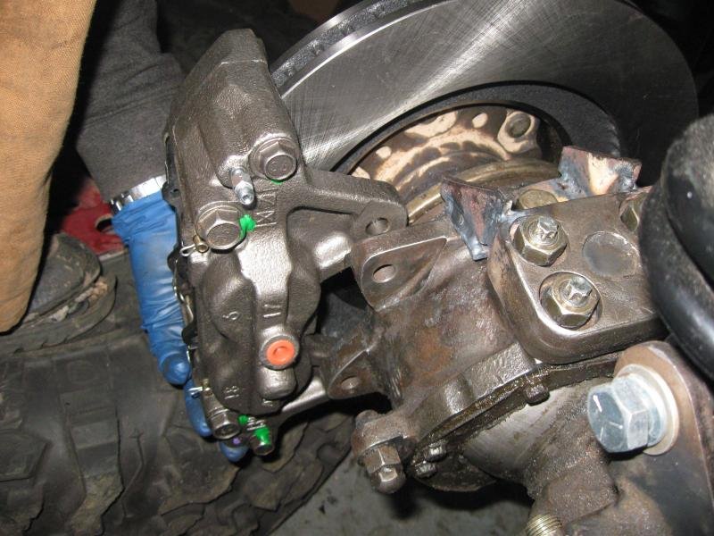 WH caliper IFS hub.jpg